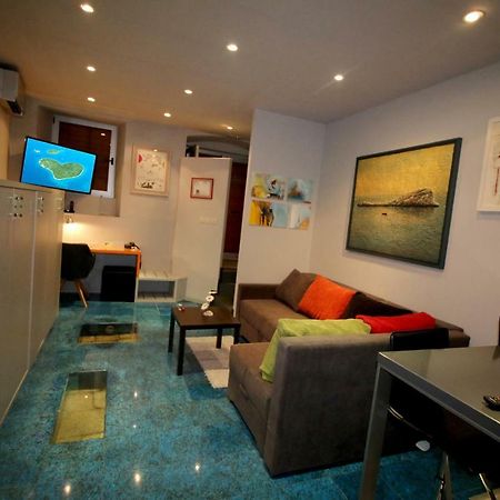 Studio Apartment Art Split Buitenkant foto