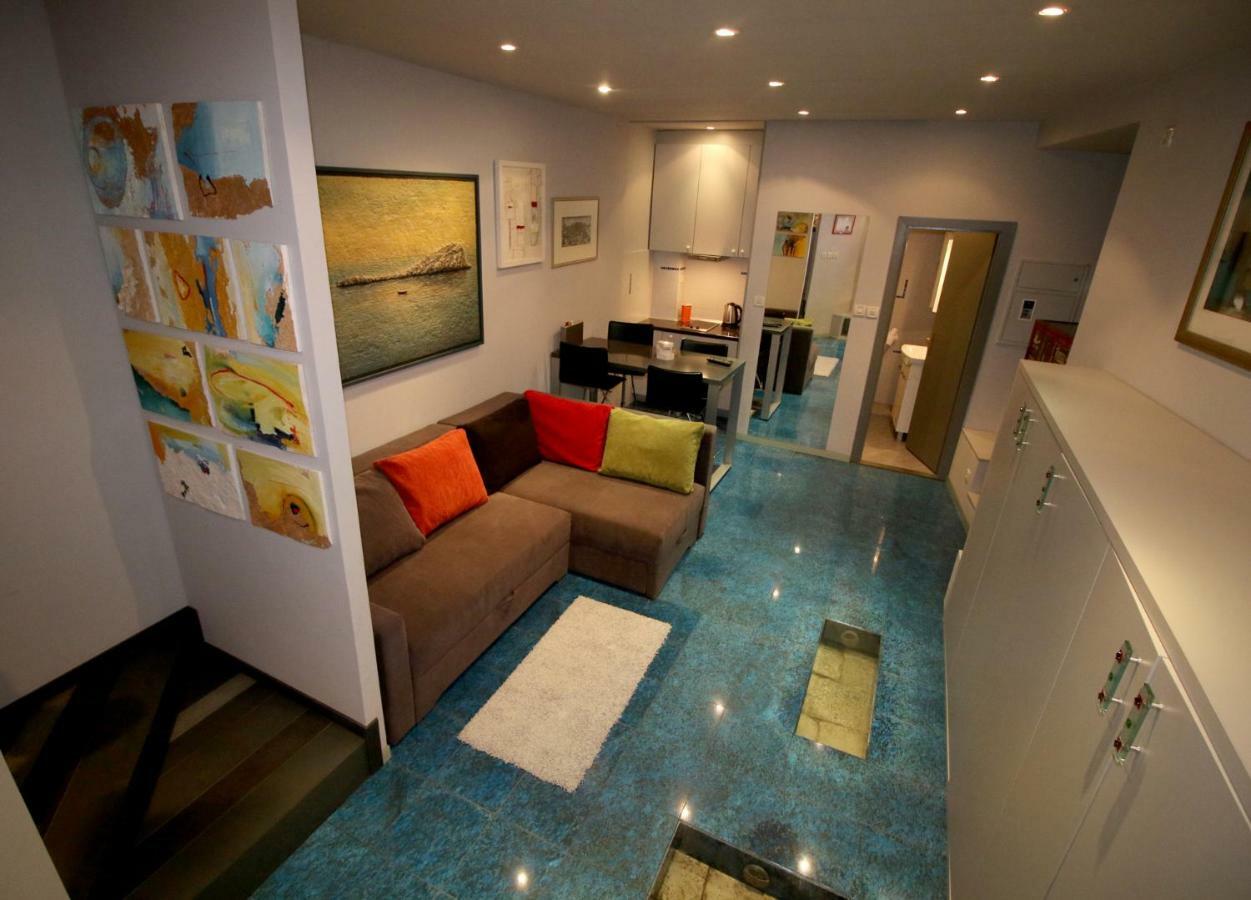 Studio Apartment Art Split Buitenkant foto