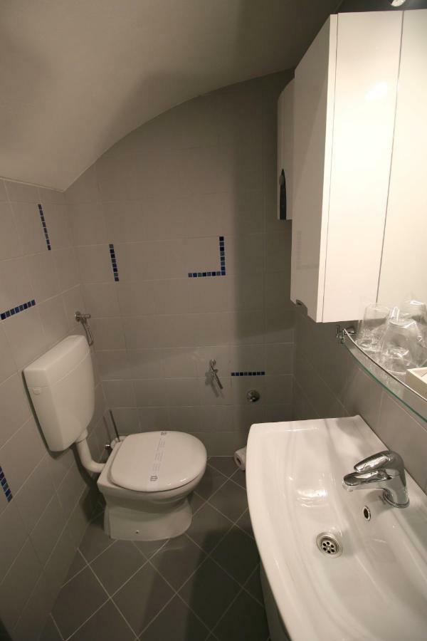 Studio Apartment Art Split Buitenkant foto